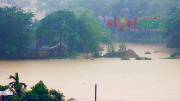 সিলেটে গ্রীষ্মেই ভরাবর্ষা - Natun Sylhet
