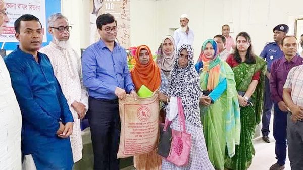 শিক্ষার হারের তুলনায় বালাগঞ্জের শিক্ষায় অনেক পিছিয়ে: জেলা প্রশাসক - Natun Sylhet