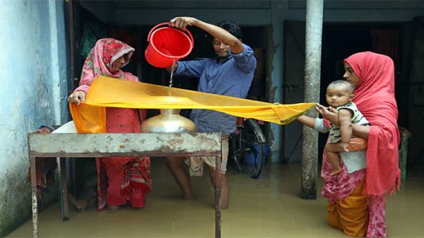পানি পাম্প তলিয়ে সিলেট নগরে সুপেয় পানির সংকট - Natun Sylhet