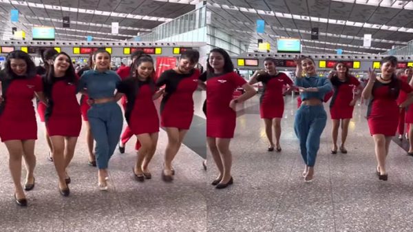 এয়ারপোর্টে বিমান কর্মীদের নিয়ে নাচলেন মনামী (ভিডিও) - Natun Sylhet