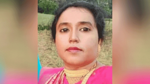 স্বামী-সন্তানকে আটকে রেখে ফাঁসিতে ঝুললেন শিক্ষিকা - Natun Sylhet