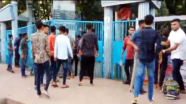 সিলেটে চৌহাট্রায় ছাত্রদলকে ছাত্রলীগের ধাওয়া - Natun Sylhet