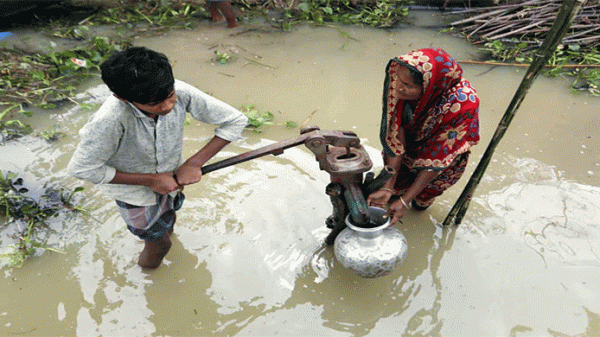 সিলেটে বন্যায় ক্ষতিগ্রস্ত ১২ হাজার নলকূপ - Natun Sylhet