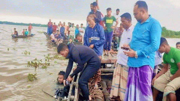 সিলেটের জালালাবাদের খারইল বিলে নৌকাডুবি, নিখোঁজ ২ - Natun Sylhet