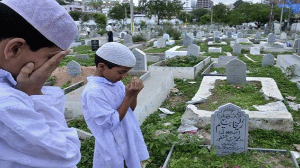 জুমার দিন কবর জিয়ারত করা কি উত্তম? - Natun Sylhet