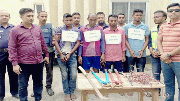বিশ্বনাথে ডাকাতির সরঞ্জামসহ ৪ ডাকাত গ্রেপ্তার - Natun Sylhet