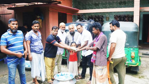 সিলেট বন্যার্ত মানুষের পাশে বঙ্গবীর বাইপাস টায়ার কল্যাণ সমিতি - Natun Sylhet