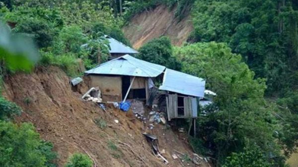 টানা বৃষ্টিতে সিলেটে ভূমিধসের শঙ্কা - Natun Sylhet