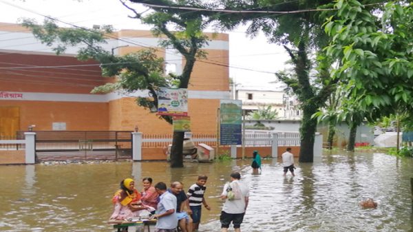 এবার পানি বাড়ছে হাকালুকি হাওরে, প্লাবিত হচ্ছে নতুন নতুন এলাকা - Natun Sylhet