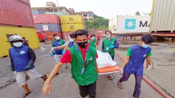 চট্রগ্রামে বিস্ফোরণ: দীর্ঘ হচ্ছে লাশের সারি, নিহত বেড়ে ৪৯ - Natun Sylhet