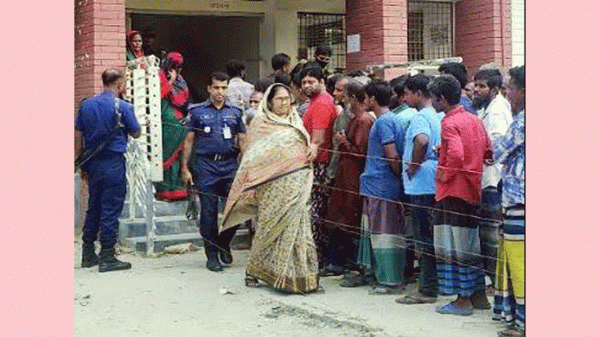 জাল ভোট দিতে গিয়ে ইউপি নারী সদস্য আটক - Natun Sylhet