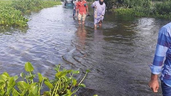 বেড়েছে সুরমা-কুশিয়ারার পানি, গোলাপগঞ্জে ফের বন্যা আতঙ্ক - Natun Sylhet