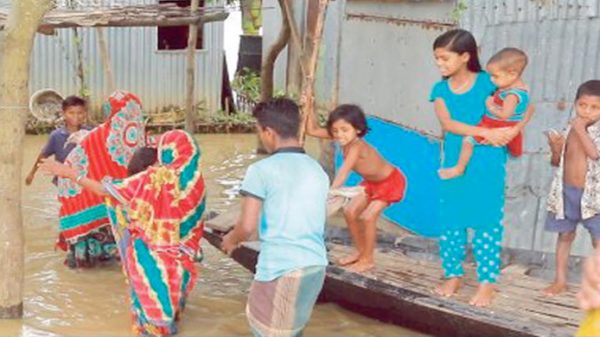 হবিগঞ্জের বন্যা আশ্রয় কেন্দ্রে ৫ হাজারেরও বেশি শিশু - Natun Sylhet