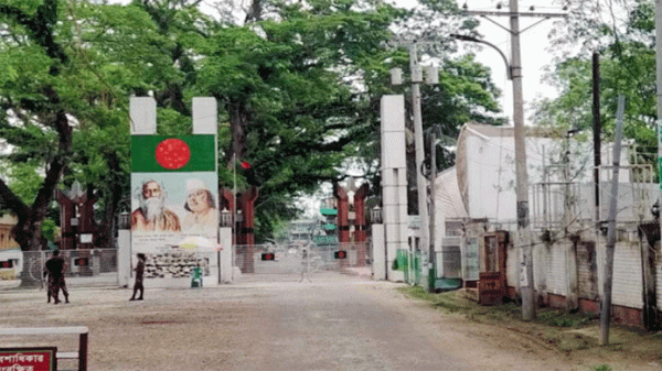 ভারত থেকে বাংলাদেশে আমদানি রপ্তানি বন্ধ - Natun Sylhet