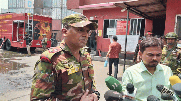 সীতাকুণ্ডে ডিপোর আগুন নিয়ন্ত্রণে: সেনাবাহিনী - Natun Sylhet