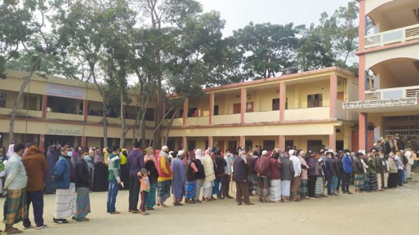 গোলাপগঞ্জ-বিয়ানীবাজারে শান্তিপূর্ণ ভোটগ্রহণ, গণনা চলছে - Natun Sylhet