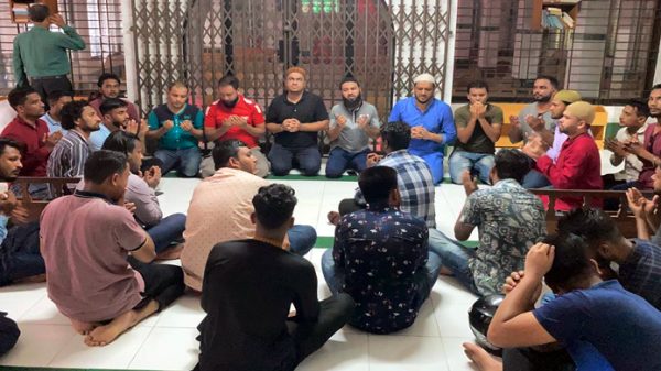 খালেদা জিয়ার সুস্থতা কামনায় সিলেট ছাত্রদলের মিলাদ ও দোয়া মাহফিল - Natun Sylhet