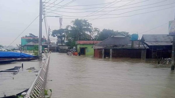 সুনামগঞ্জের সঙ্গে সারা দেশের যোগাযোগ বিচ্ছিন্ন - Natun Sylhet