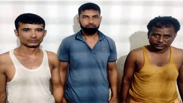 হবিগঞ্জ জেলা গোয়েন্দার জালে অস্ত্রসহ ৩ ডাকাত আটক - Natun Sylhet