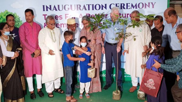 বৃক্ষ রোপণের মাধ্যমেই শিক্ষার্থীরা জীবনের প্রতি যত্ন নেওয়া শিখবে: শিক্ষামন্ত্রী - Natun Sylhet