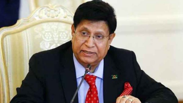 ফেসবুক পেজ থেকে পতাকার ছবি সরাল পাকিস্তান হাইকমিশন - Natun Sylhet