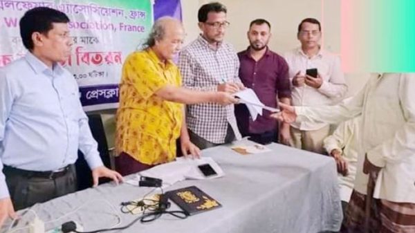 ফেঞ্চুগঞ্জ ওয়েলফেয়ার অ্যাসোসিয়েশন ফ্রান্সের অনুদান বিতরণ - Natun Sylhet