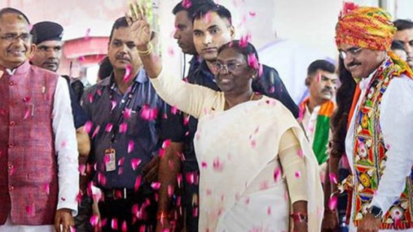 ভারতের ইতিহাসে প্রথম নারী আদিবাসী রাষ্ট্রপতি হলেন দ্রৌপদী মুর্মু - Natun Sylhet