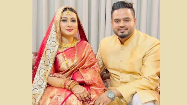 দ্বিতীয়বার বিয়ে করলেন চিত্রনায়িকা পূর্ণিমা - Natun Sylhet