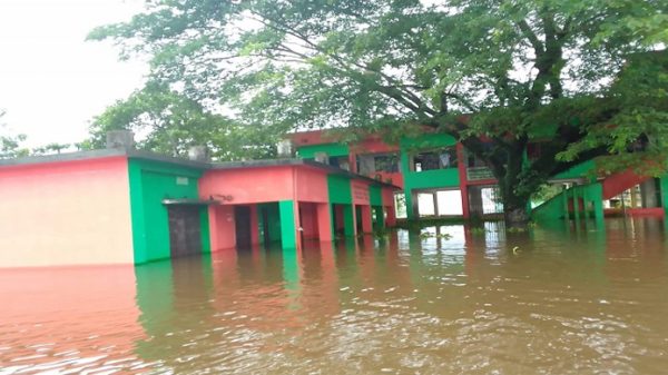 মৌলভীবাজারে বন্যায় প্লাবিত শিক্ষা প্রতিষ্ঠান, কোটি টাকার ক্ষয়ক্ষতি - Natun Sylhet