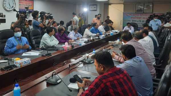 দূর-পাল্লার গণপরিবহনের ভাড়া প্রতি কিলোমিটার কমছে পাঁচ পয়সা - Natun Sylhet