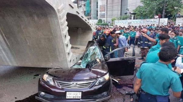 প্রাইভেটকারের ওপর বিআরটির গার্ডার পড়ে নিহত ৫ - Natun Sylhet
