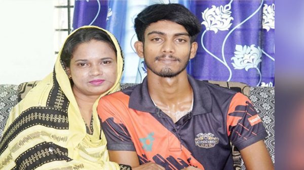 ছাত্রকে বিয়ের ছয় মাসেই লাশ হলেন সেই শিক্ষিকা - Natun Sylhet