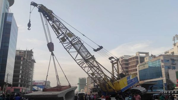 গার্ডারচাপায় ৫ প্রাণহানি: ক্রেনের চালকসহ গ্রেফতার ৯ - Natun Sylhet