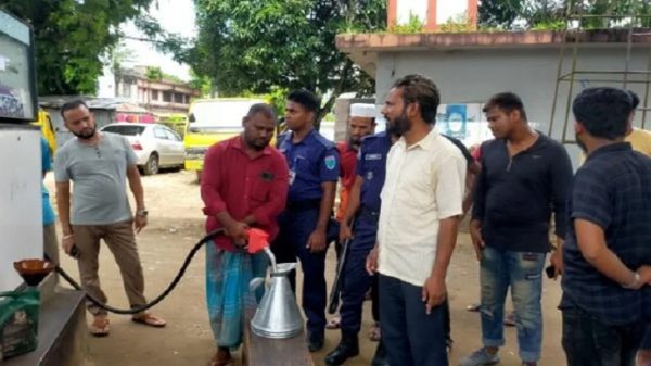 মৌলভীবাজারে ফিলিং স্টেশনকে জরিমানা - Natun Sylhet