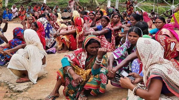 আজও কাজে যাননি চা শ্রমিকরা, পঞ্চায়েত কমিটির সিদ্ধান্তের অপেক্ষা - Natun Sylhet