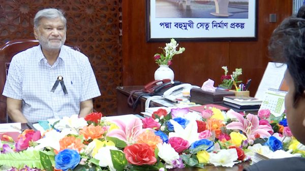 মোটা অঙ্কের ঋণ পরিশোধে মোটেই চিন্তিত নন পরিকল্পনামন্ত্রী - Natun Sylhet
