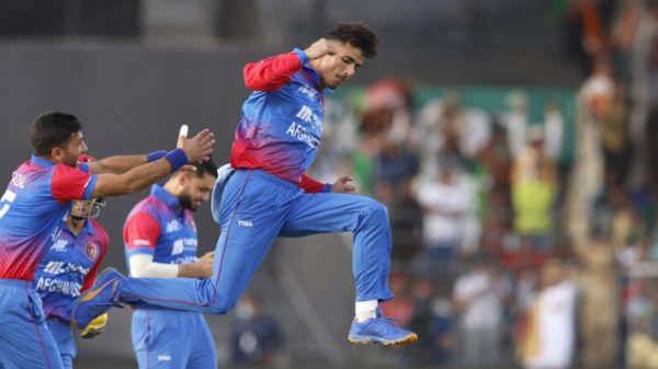 নাঈম-এনামুল-সাকিব-মুশফিককে হারিয়ে মহাবিপর্যয়ে বাংলাদেশ - Natun Sylhet