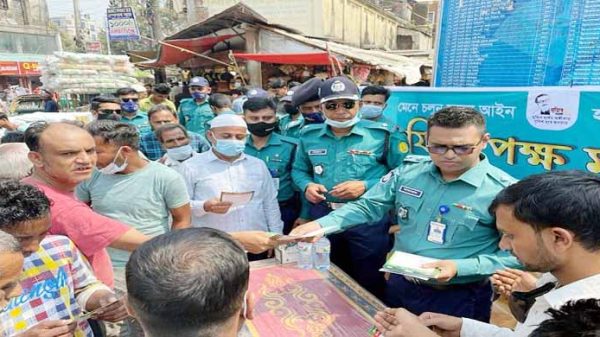 সিলেটে আগষ্টে ট্রাফিক পুলিশের অভিযান: পাঁচ সহস্ত্রাধিক মামলা, জরিমানা - Natun Sylhet