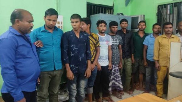 ১১ বাংলাদেশিকে আটক করল ত্রিপুরা পুলিশ! - Natun Sylhet