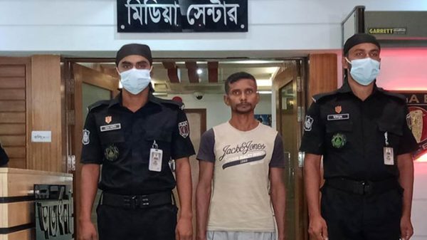 স্ত্রীকে হত্যা করে ১৬ বছর পলাতক - Natun Sylhet