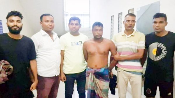শান্তিগঞ্জে আন্তঃজেলা ডাকাত গ্রেফতার - Natun Sylhet