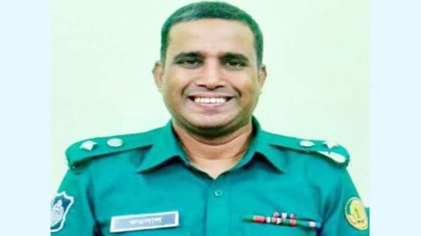 অতিরিক্ত ডিআইজি হলেন ফয়সল মাহমুদ - Natun Sylhet