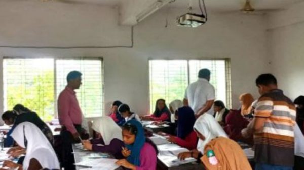 এসএসসি পরীক্ষা: সিলেটে প্রথম দিন অনুপস্থিত ১১১৯ শিক্ষার্থী - Natun Sylhet