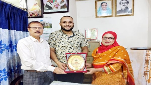 আসক’র সম্মাননা লাভ করেছেন সিলেটের আরাফাত - Natun Sylhet