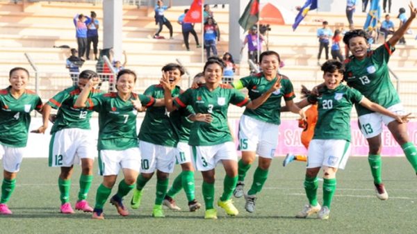 সাবিনাদের জন্য বিসিবির ৫০ লাখ টাকা পুরস্কার ঘোষণা - Natun Sylhet