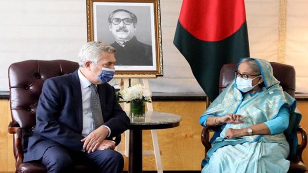রোহিঙ্গাদের ফেরত পাঠাতে জাতিসংঘের জোরালো ভূমিকা চান প্রধানমন্ত্রী - Natun Sylhet