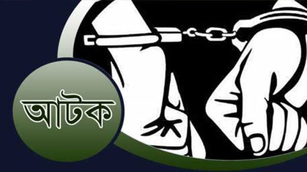 জৈন্তাপুরে বালু বোঝাই ট্রাকে ভারতীয় প্রসাধনী উদ্ধার, আটক ১ - Natun Sylhet