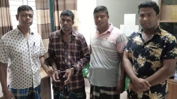 ছদ্মবেশ নিয়ে কোম্পানীগঞ্জে পলাতক আসামি গ্রেফতার - Natun Sylhet