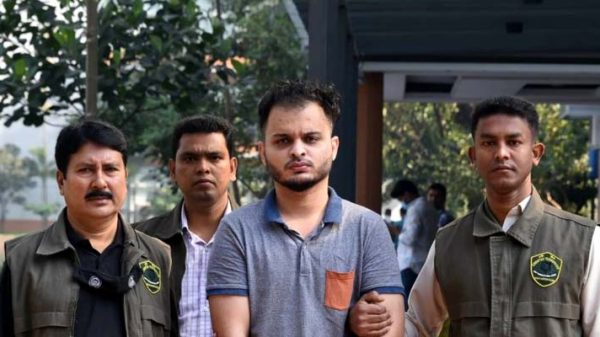 জঙ্গি ছিনতাই: সিলেটের মেহেদীর ৭ দিনের রিমান্ডে - Natun Sylhet