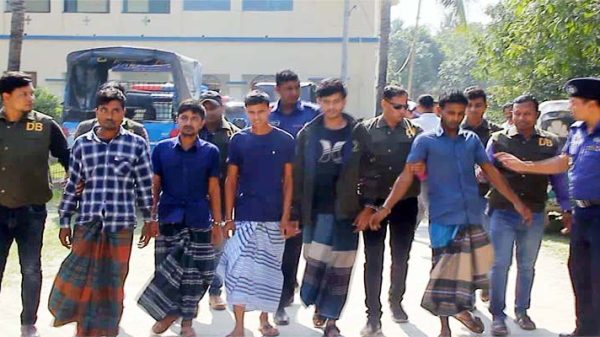 অস্ত্র ও গোলাবারুদসহ সর্বহারা পার্টির ৫ সদস্য গ্রেফতার - Natun Sylhet